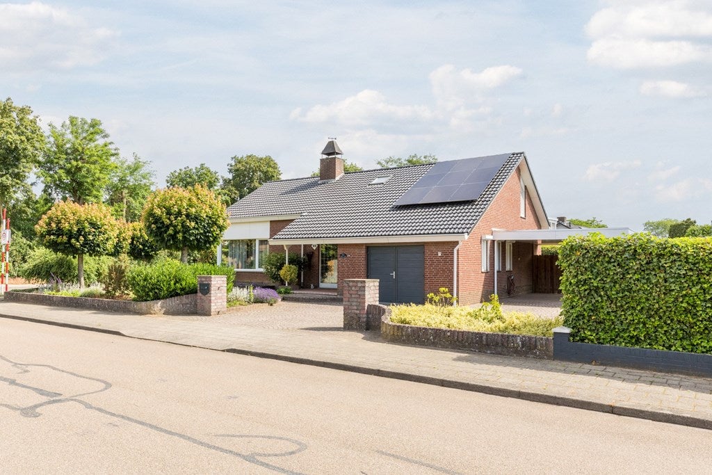 Huis Julianalaan 65 in Maasbracht