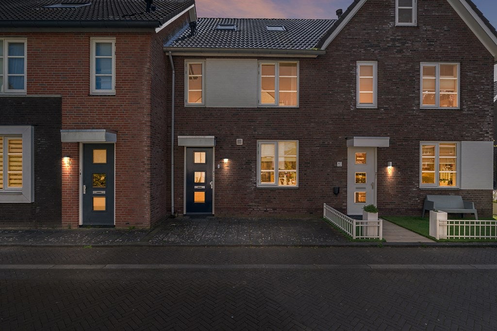Huis Koraalzwam 8 in Apeldoorn
