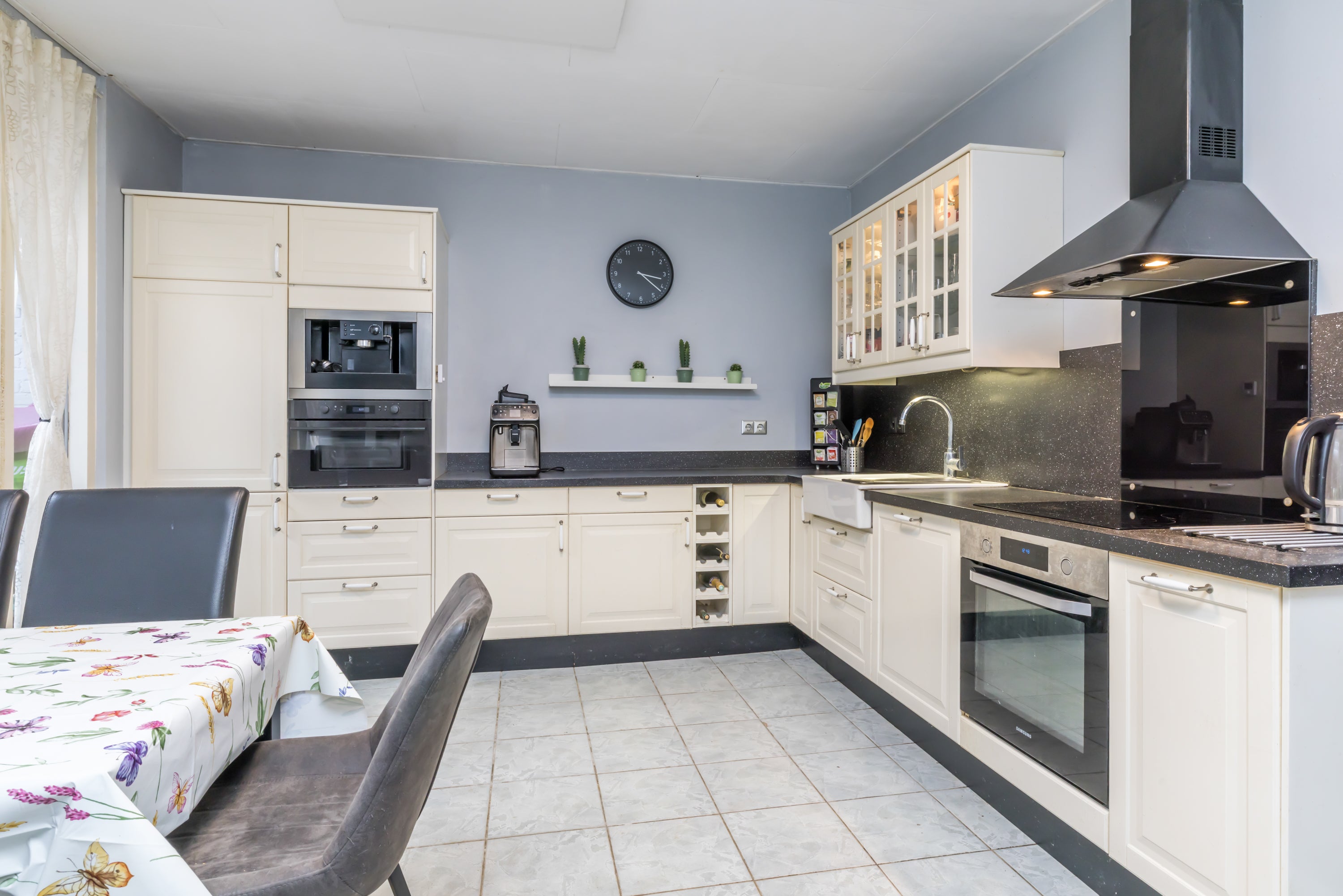 Tussenwoning te koop: Wijenweg 141, Brunssum
