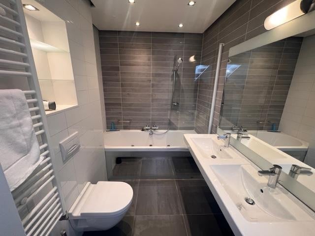 Appartement te huur: Vrijheidslaan 6, Amsterdam