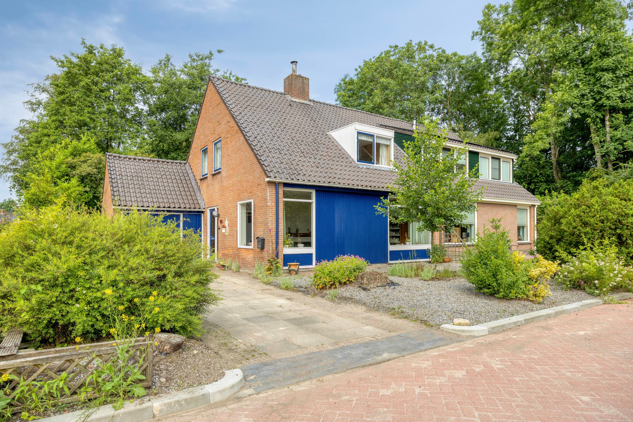 Huis Wethouder Iwe Hutstraat 156 in Leek