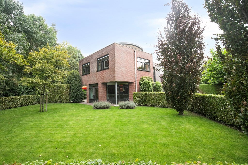 Vrijstaande woning te koop: A.J. Knipmeijerlaan 1, Emmeloord