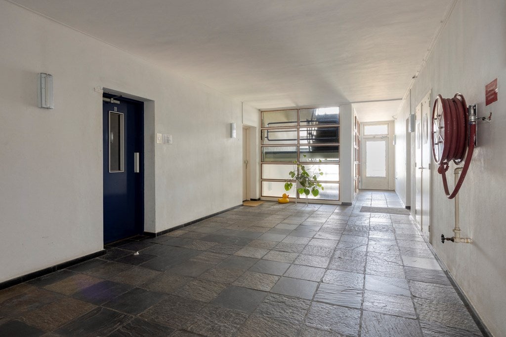 Studio te koop: Oranjeplein 257, Maastricht