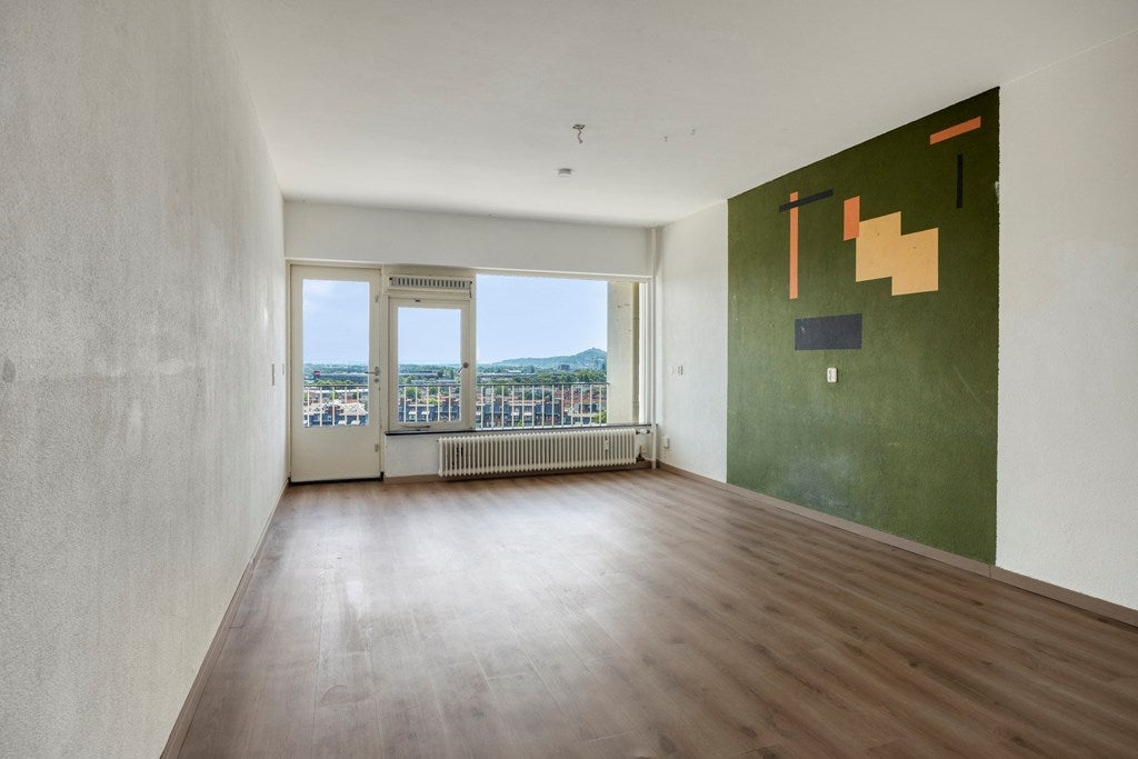 Studio te koop: Oranjeplein 257, Maastricht
