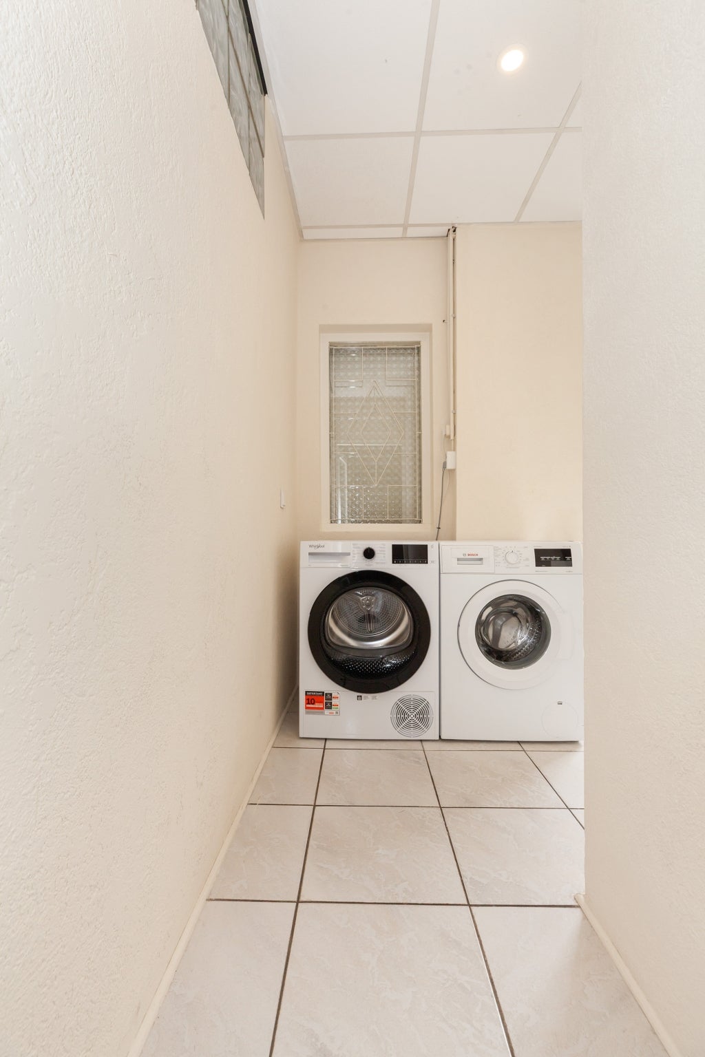 Woning te huur: Buitenwatersloot, Delft