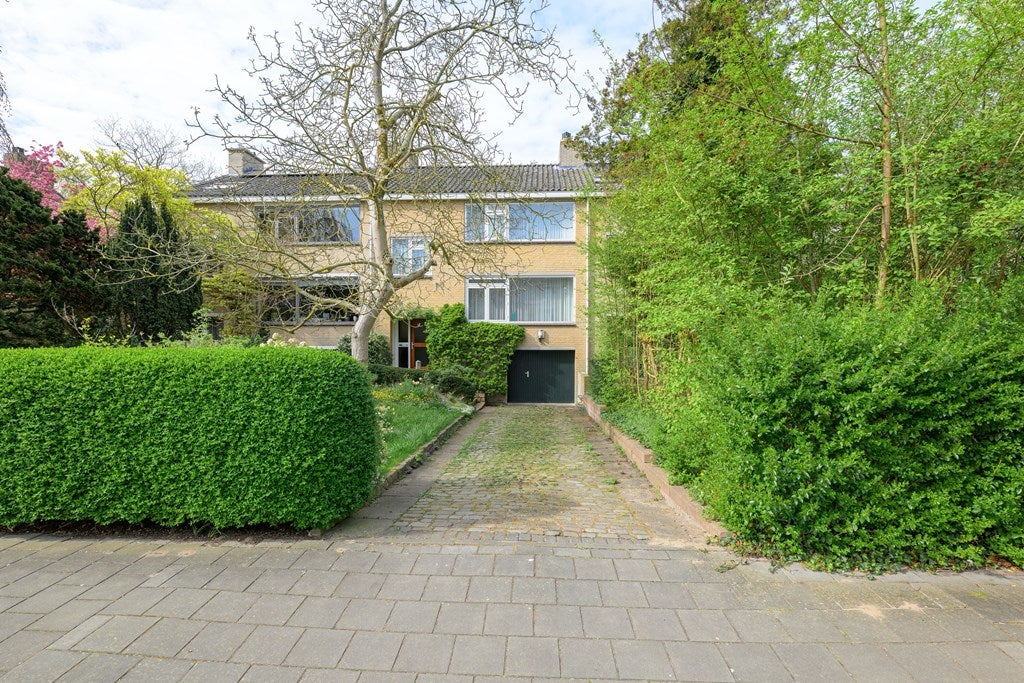 Huis Isabellaland 13 in Den Haag
