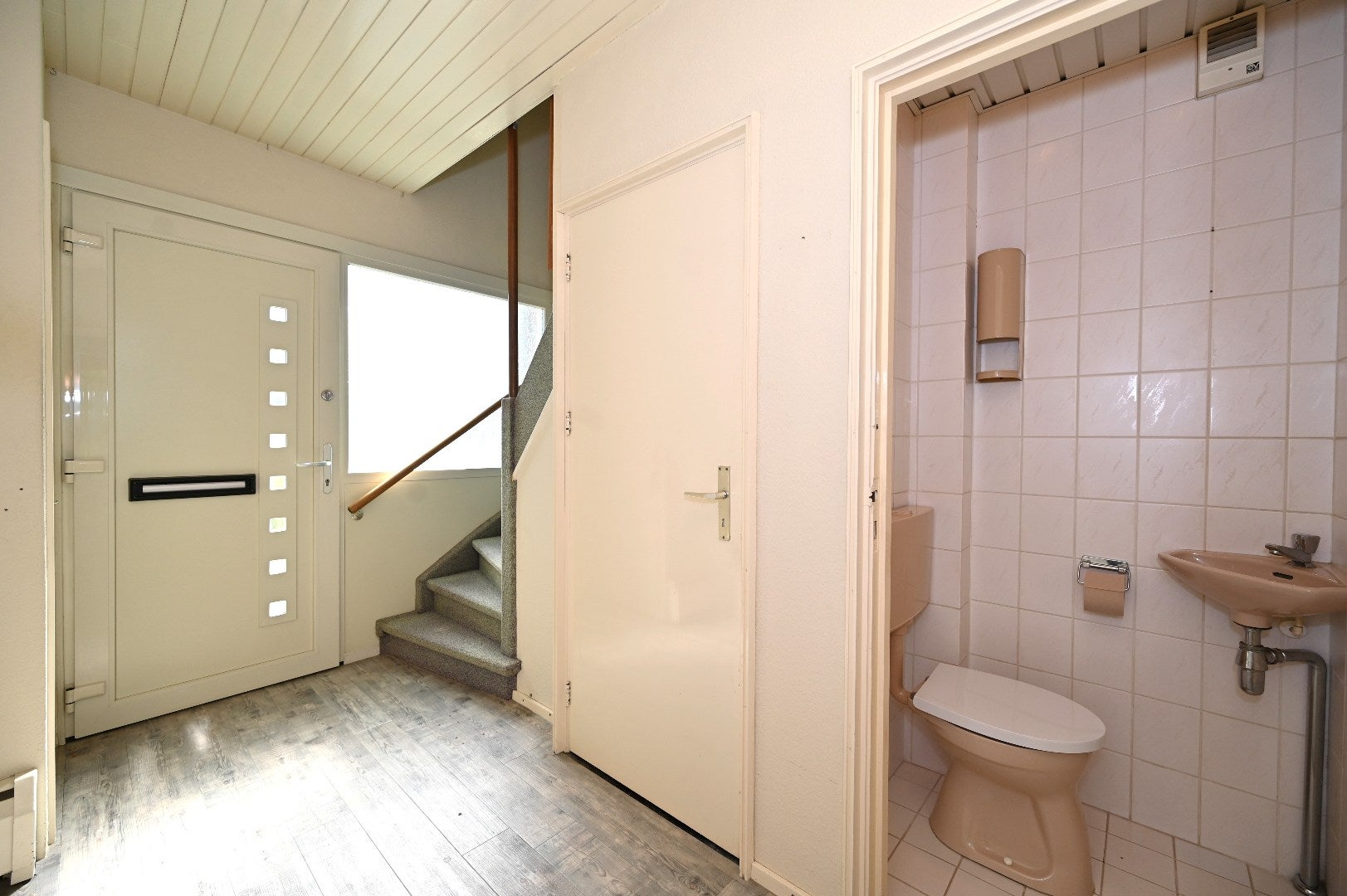Twee-onder-één-kap te koop: Landsteinerstraat 9, Geleen