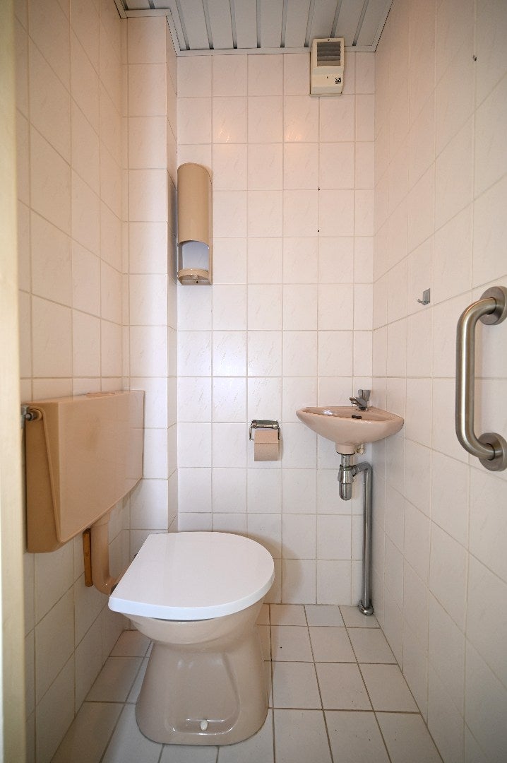 Twee-onder-één-kap te koop: Landsteinerstraat 9, Geleen