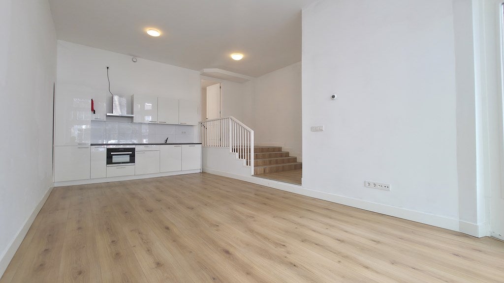 Woning te huur: Mathenesserweg, Rotterdam