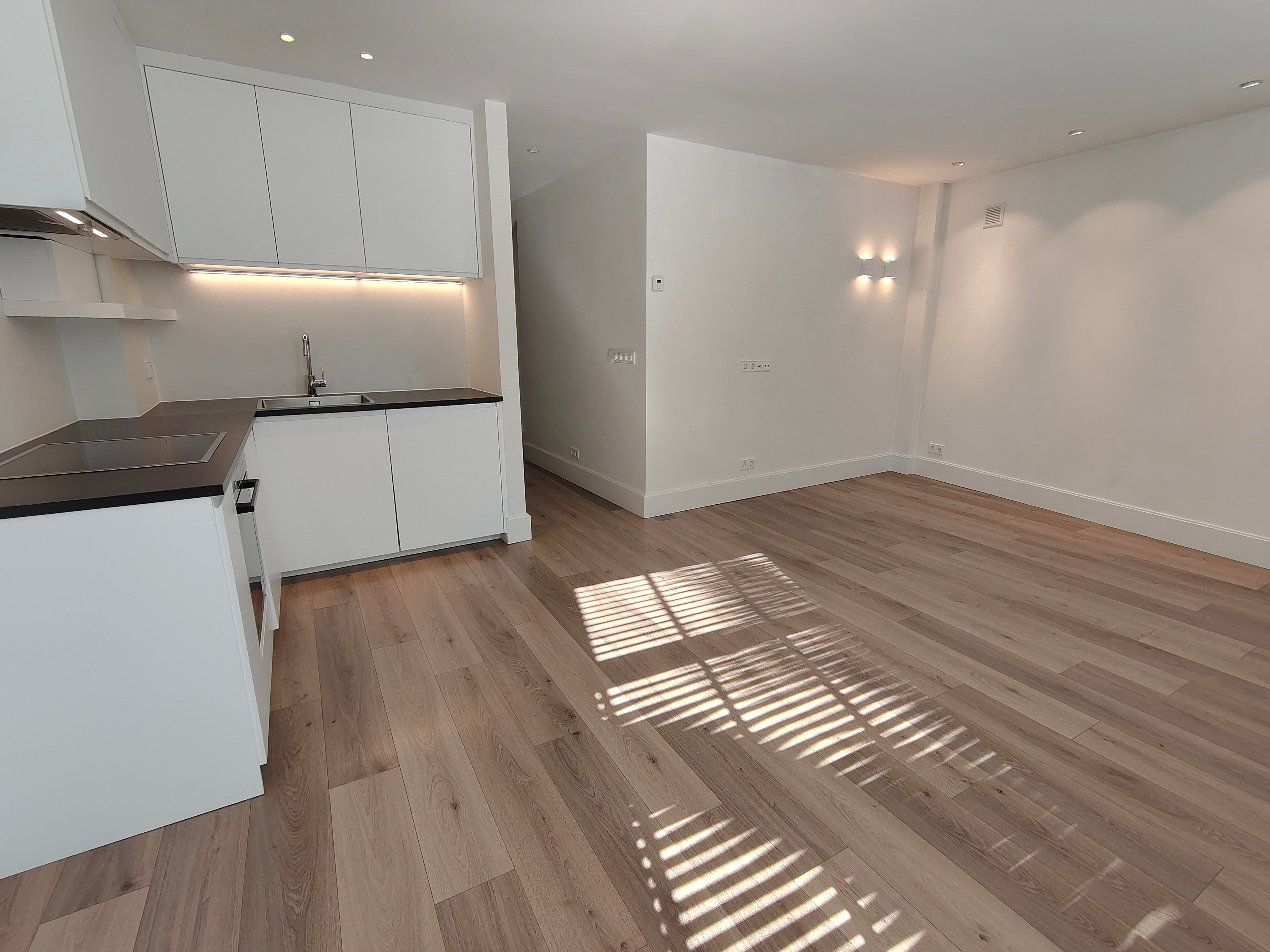 Flat Monnikenstraat 8