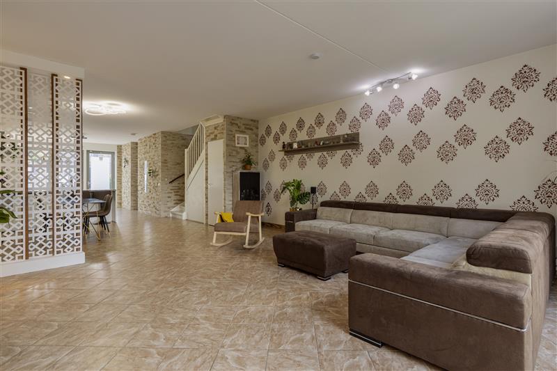 Tussenwoning te koop: Odinstraat 34, Almere