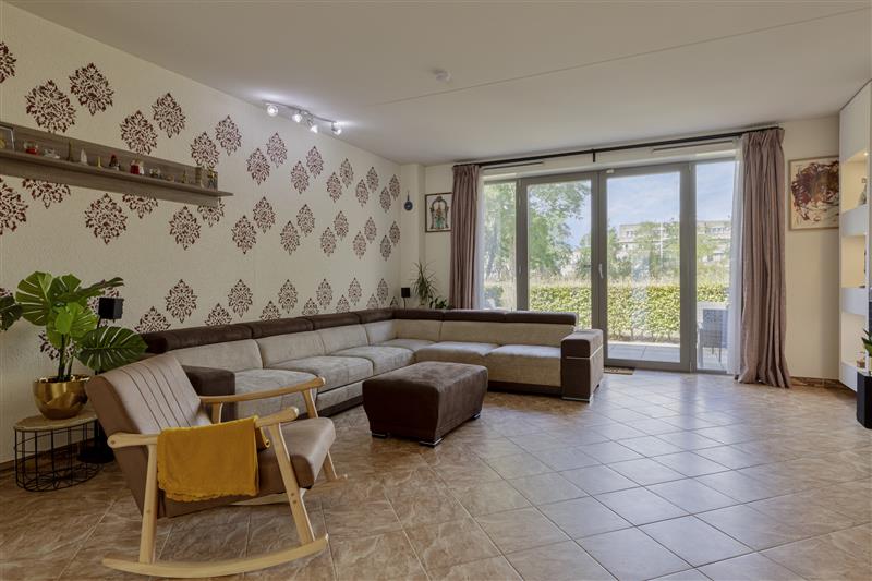 Tussenwoning te koop: Odinstraat 34, Almere
