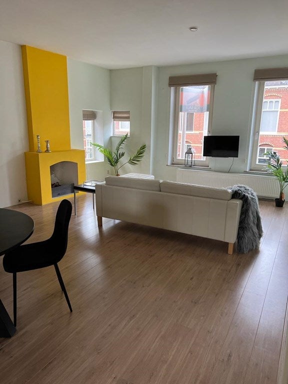 Te huur: Appartement Kanaalweg in Den Haag