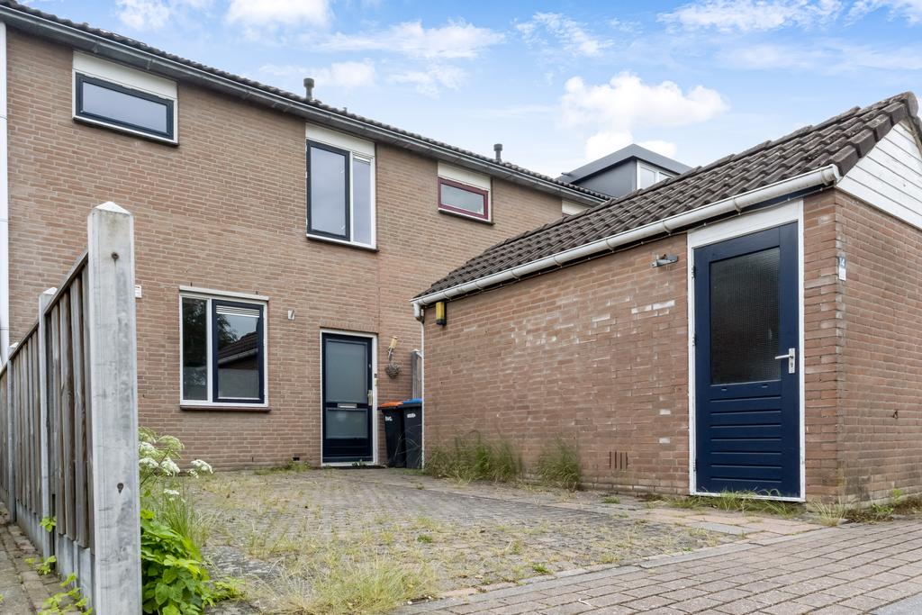 Huis Kamp 14 14 in Lelystad