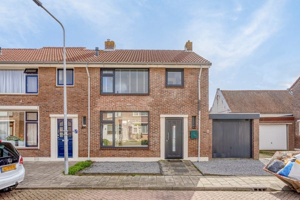 Wilhelminastraat 8 in Oude-Tonge