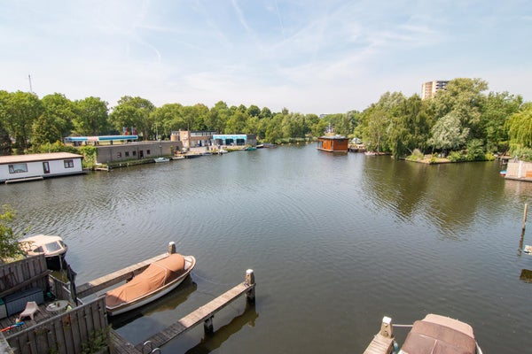 Appartement Landsmeerderdijk in Amsterdam