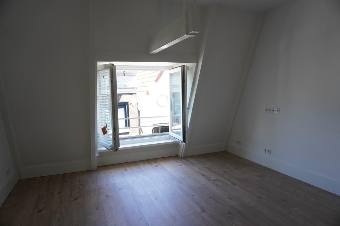 Flat Lange Niezel 20 3