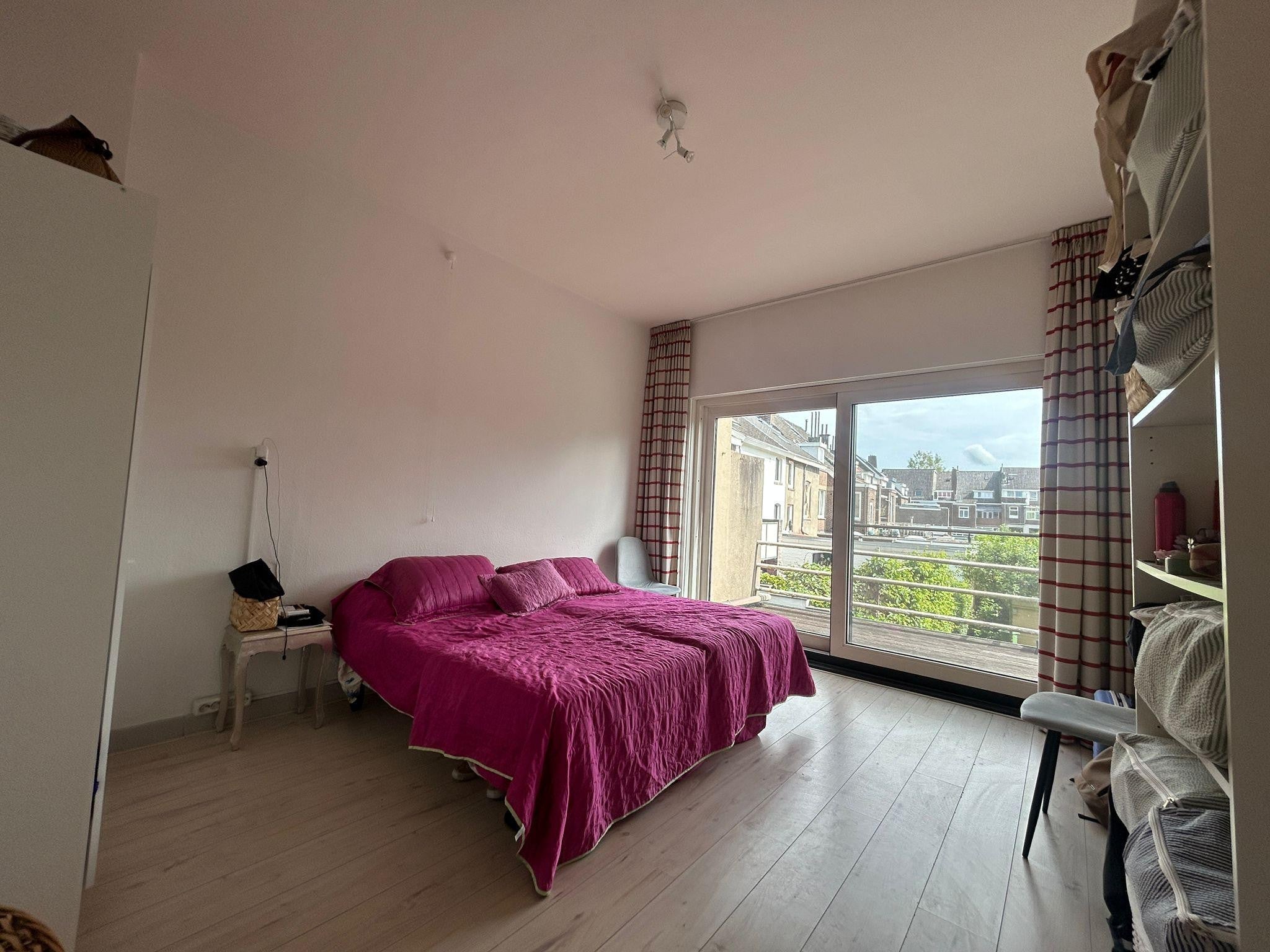 Woning te huur: Glacisweg, Maastricht
