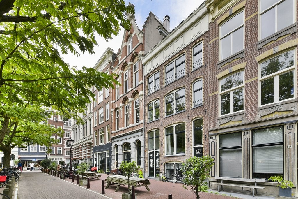 Flat Amstelveld 11 1