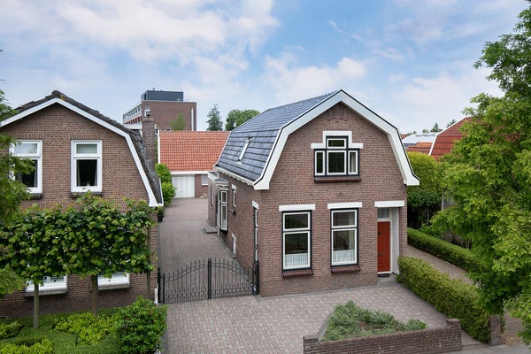 Huis te koop Heerenveenseweg 59 59A in Wolvega voor € 325.000 k.k.