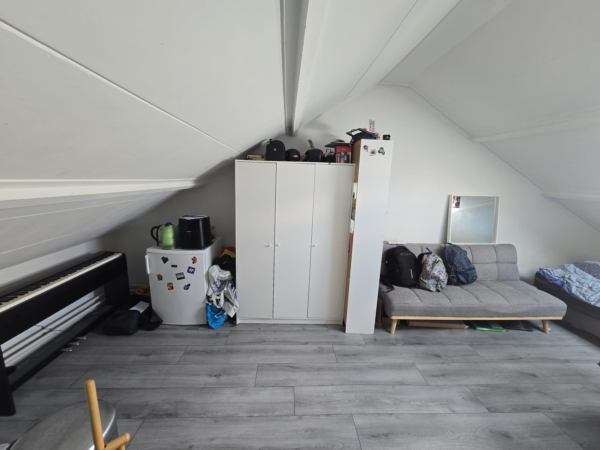 Room Pyrmontstraat 12 8