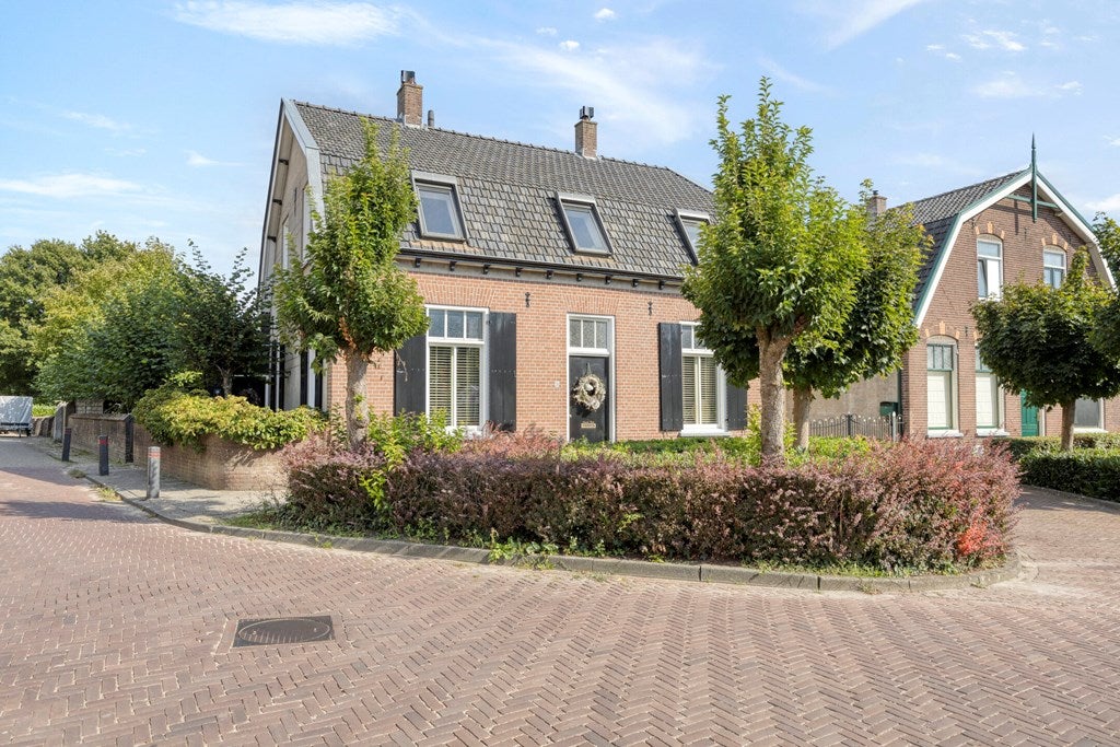 Huis Dorpsstraat 38 in Lienden