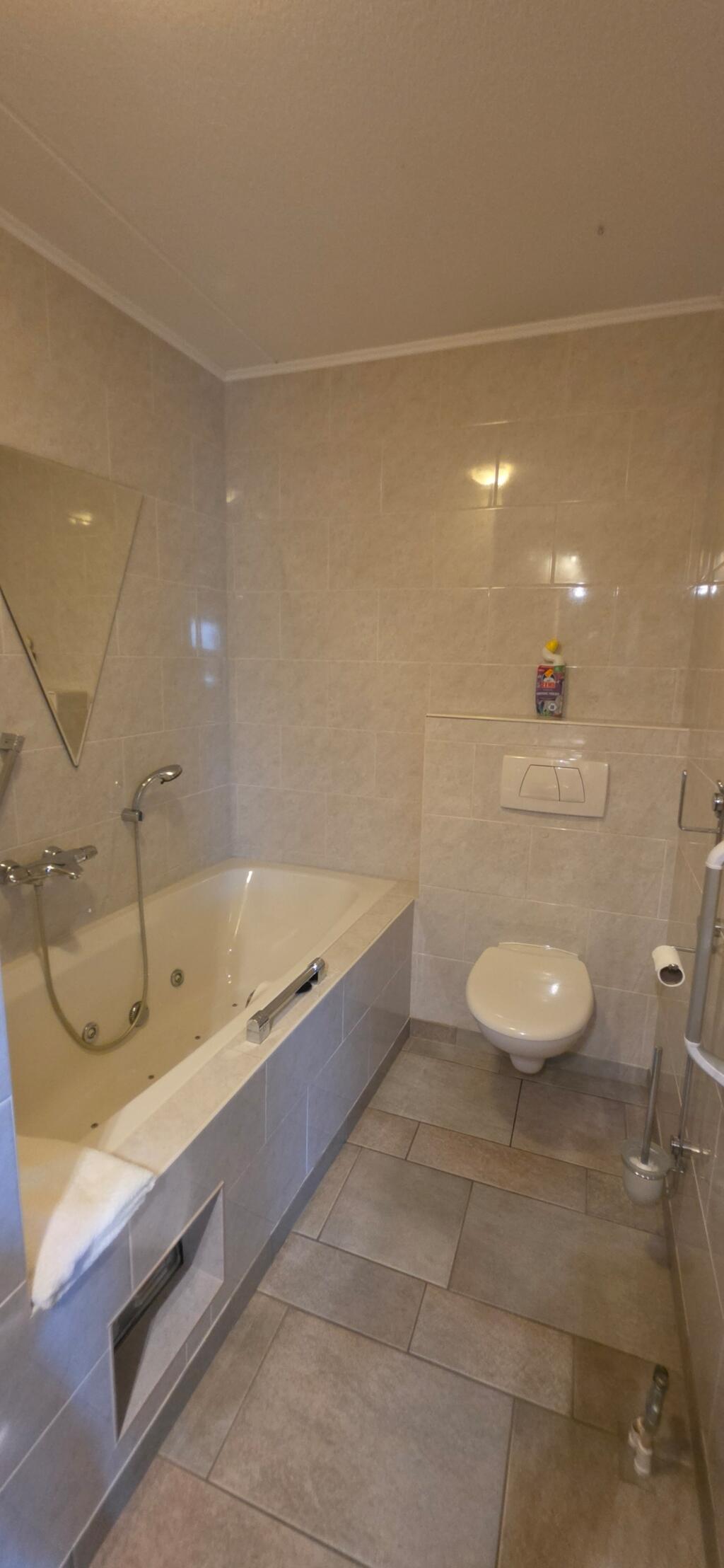 Tussenwoning te koop: Kanteel 10, Dreumel