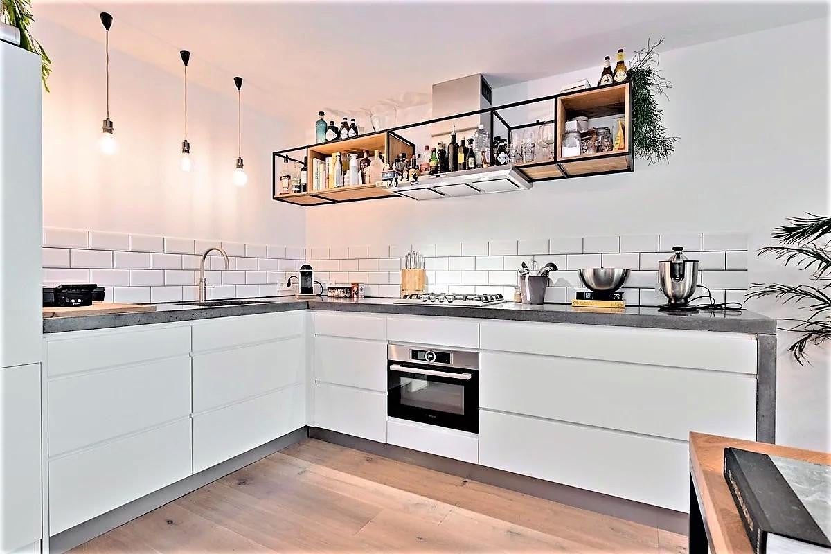 Woning te huur: Bilderdijkkade, Amsterdam