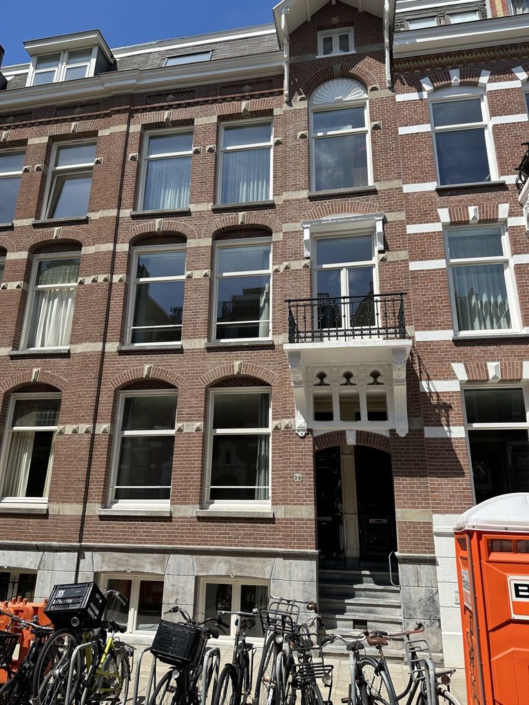 Van Eeghenstraat