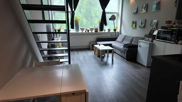 Flat Adelbert van Scharnlaan in Maastricht