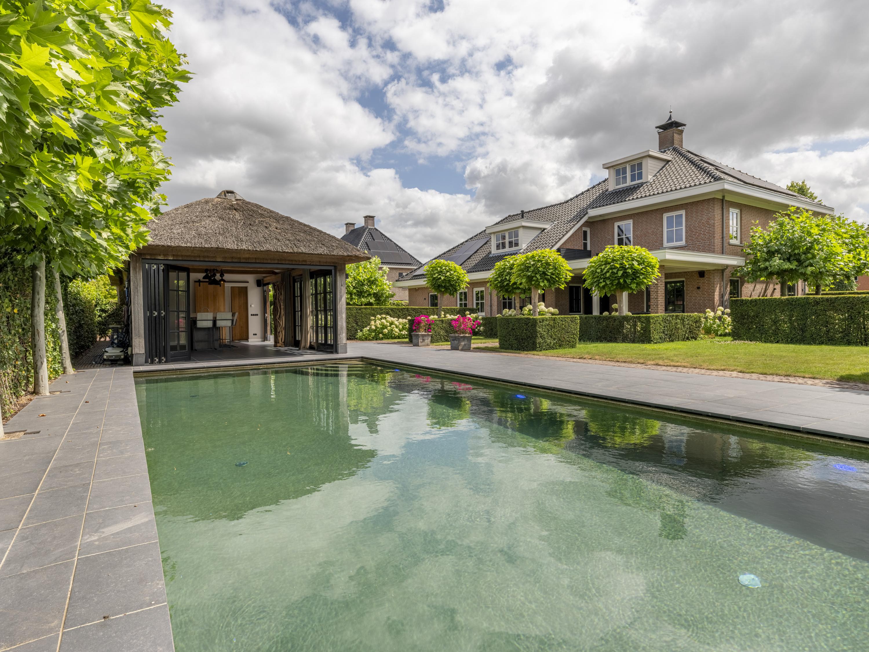 Huis Kloosring 10 in Oud-Beijerland