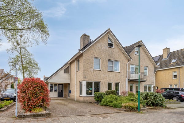 Huis Vuurvlinderronde 25 in Veenendaal