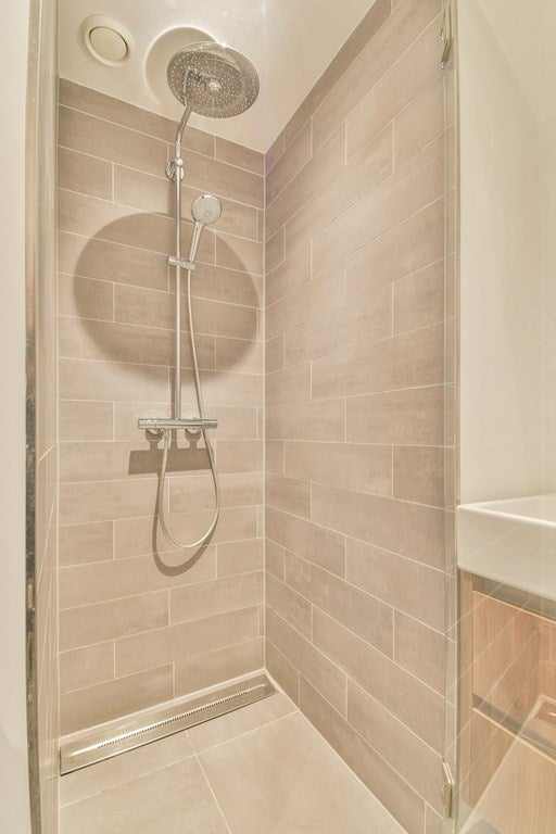 Appartement te huur: Sint Willibrordusstraat 105E, Amsterdam