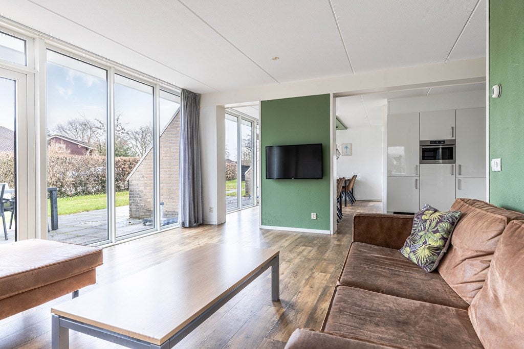 Woning te huur: Heuvelweg 15-17, Vlagtwedde