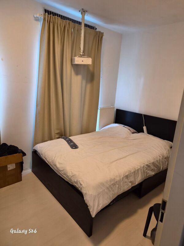 Appartement aan de Pieter Oosterhuisstraat in Amsterdam (1087 HT)
