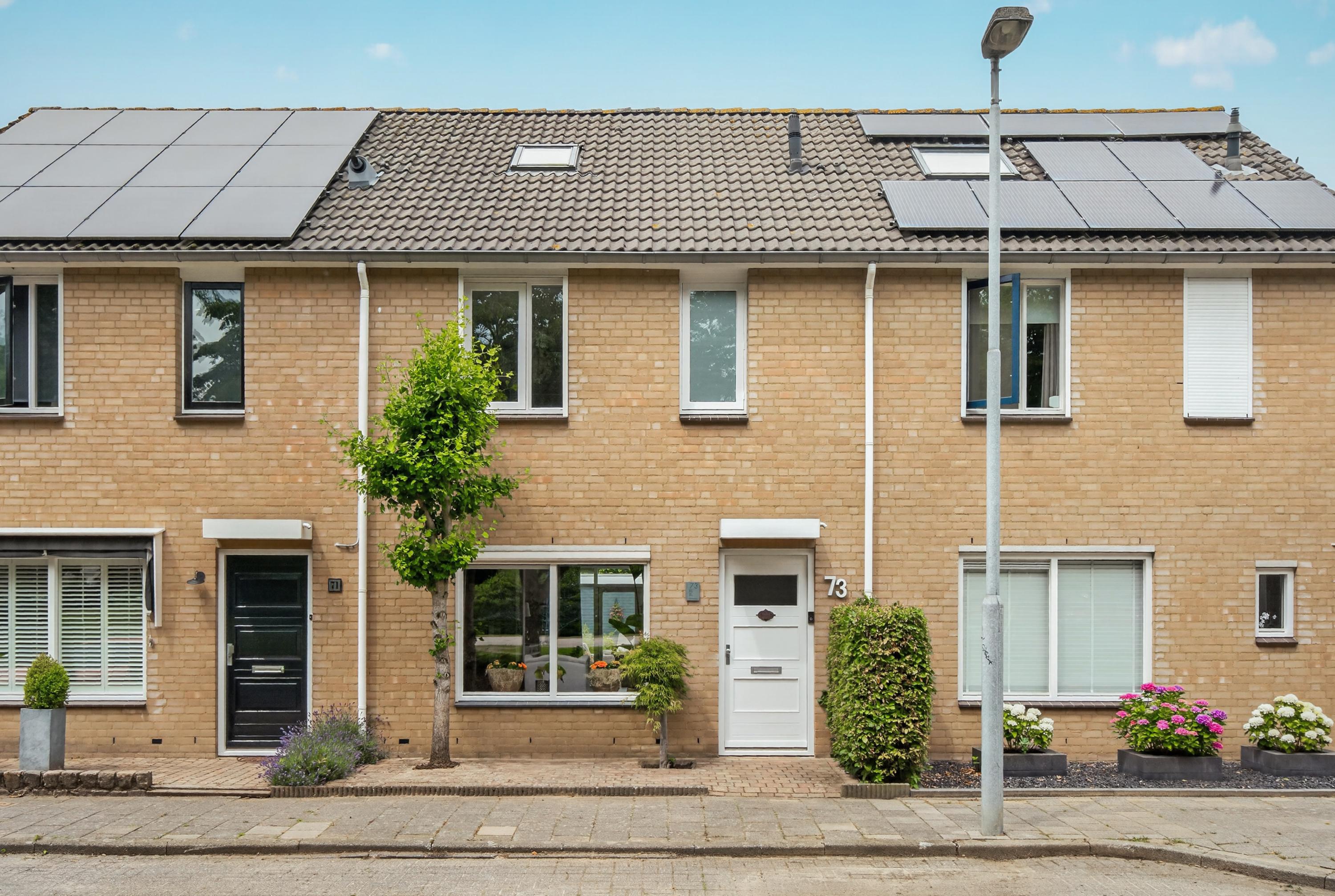 Huis Topaasring 73 in Eindhoven