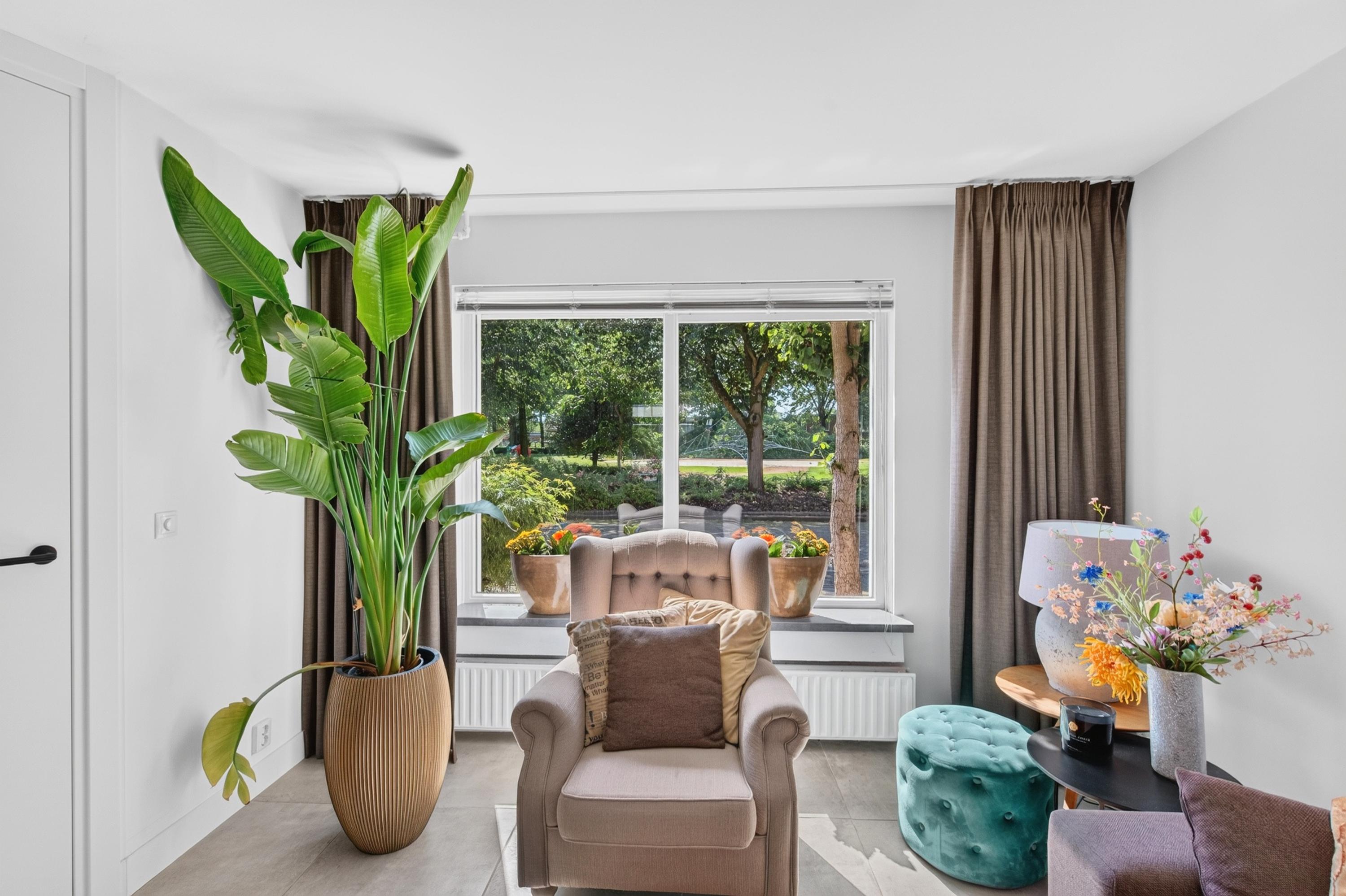 Tussenwoning te koop: Topaasring 73, Eindhoven