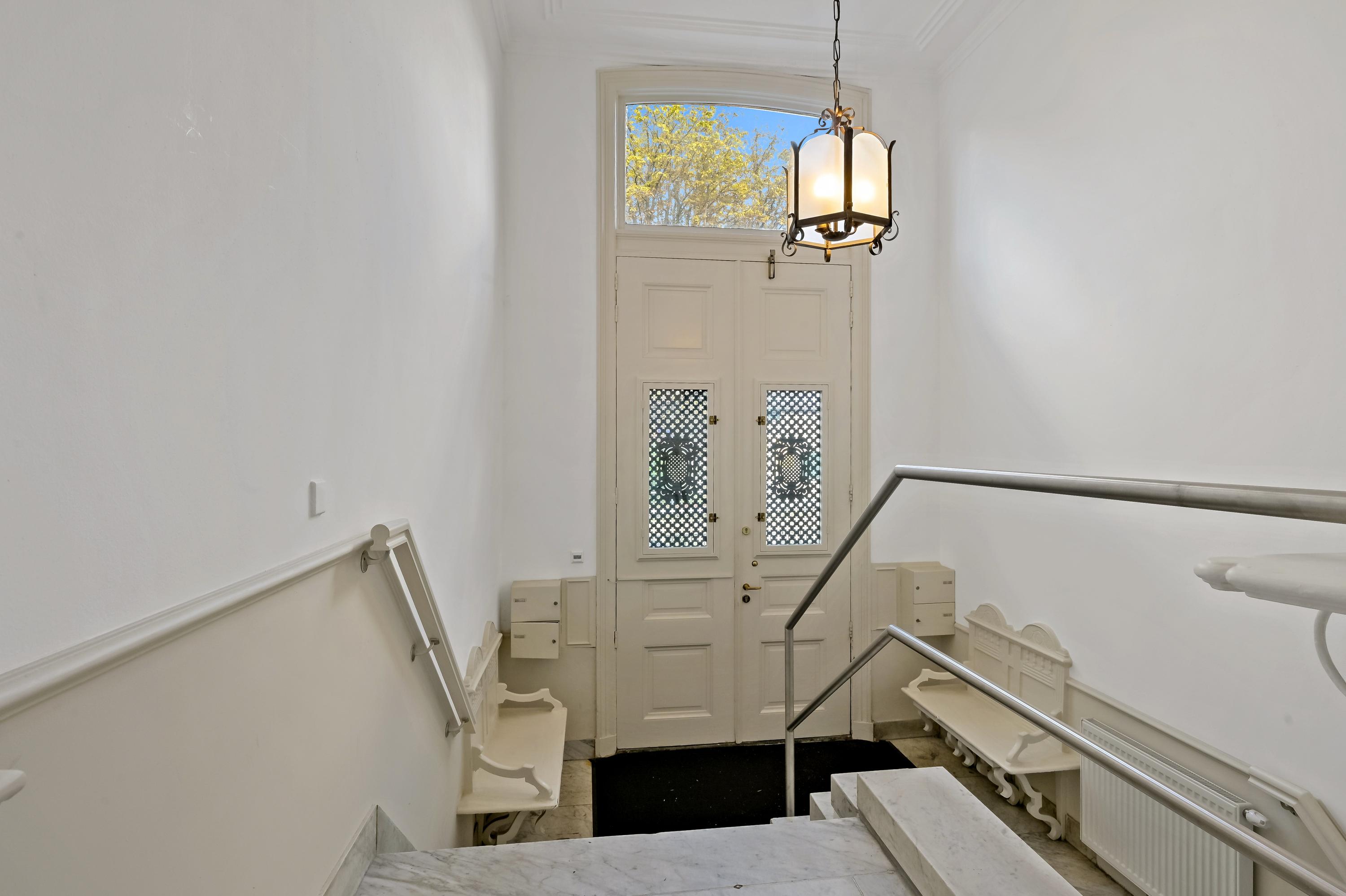 Appartement te huur: Koninginnegracht 41A, 'S-Gravenhage
