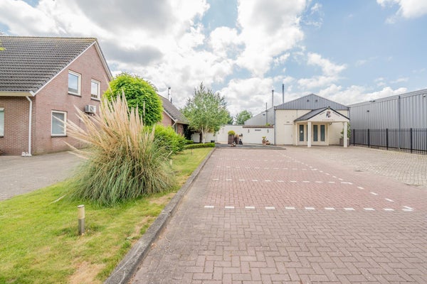 Huis te koop Tramweg 15 in Oude-Tonge voor € 849.000