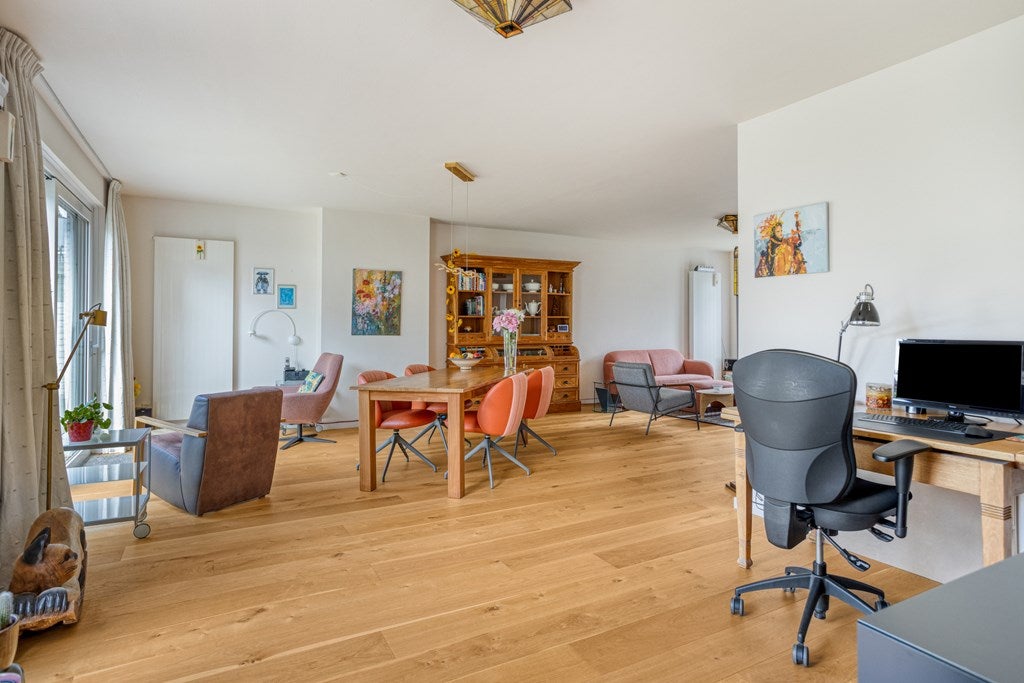 Tussenwoning te koop: Rosabeemd 1, Maastricht