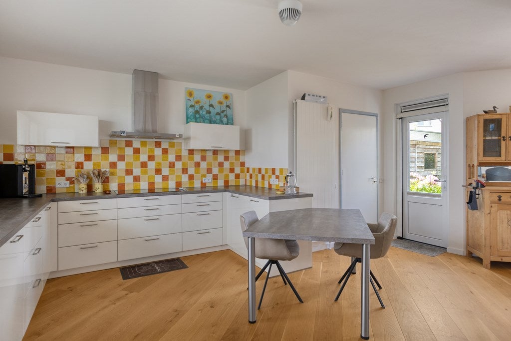 Tussenwoning te koop: Rosabeemd 1, Maastricht