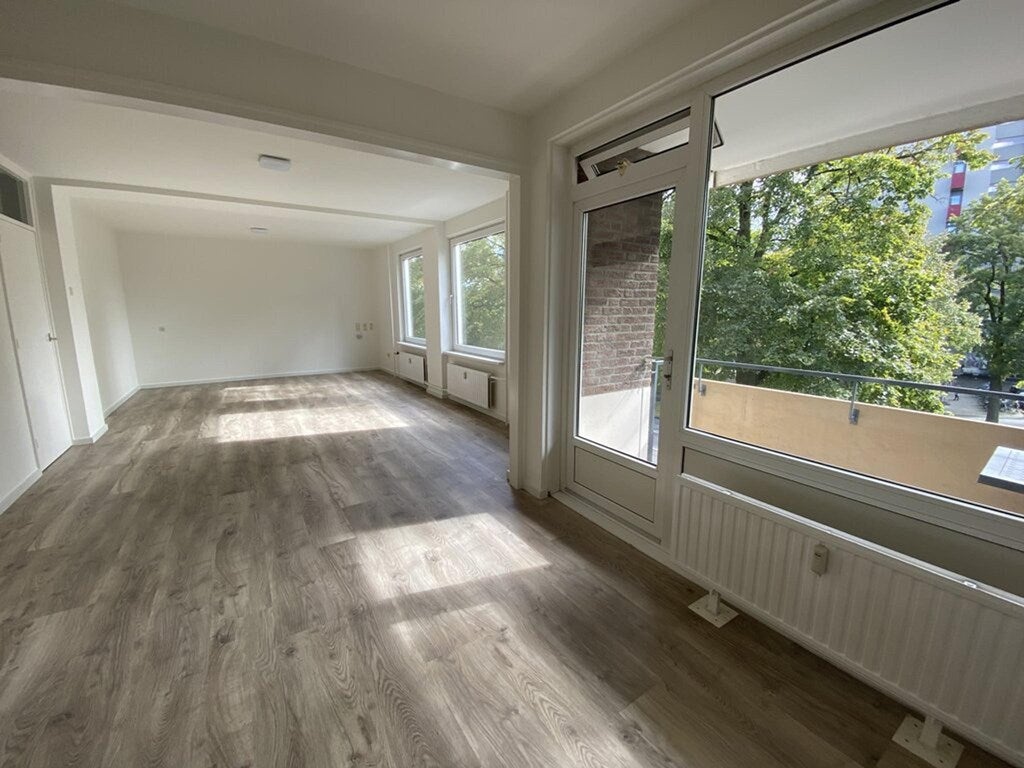 Appartement te huur: Sint Annalaan 66C, Maastricht