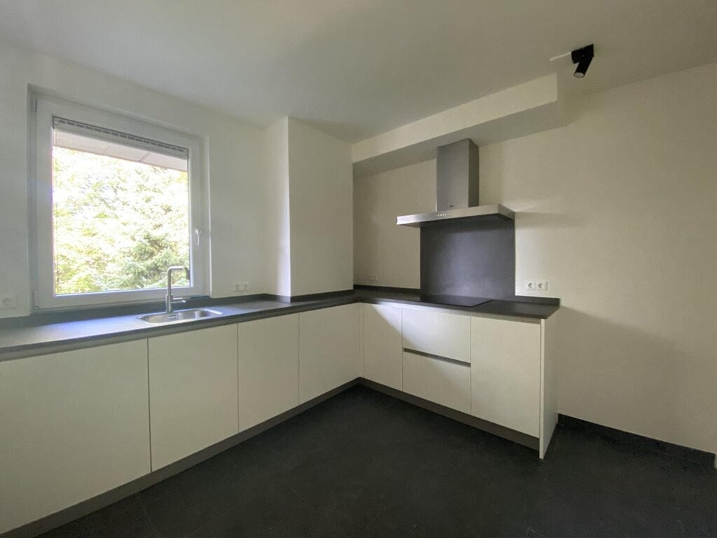 Appartement te huur: Sint Annalaan 66C, Maastricht