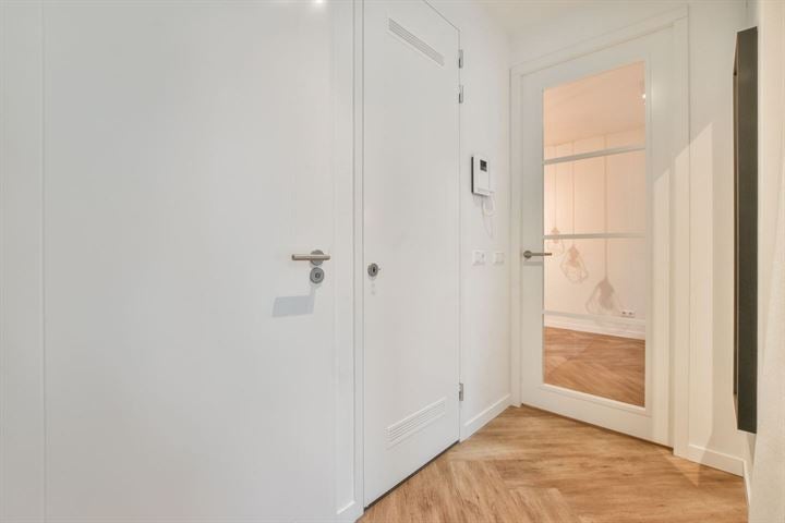 Woning te huur: Wijdesteeg, Amsterdam