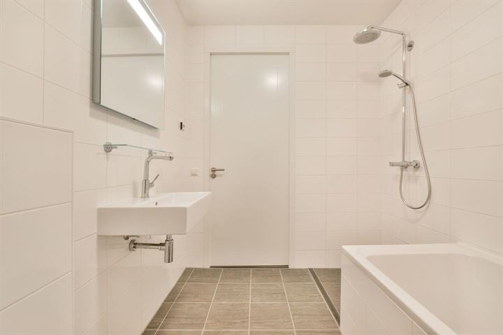 Woning te huur: Wijdesteeg, Amsterdam