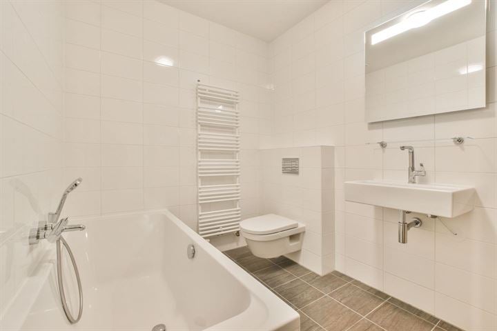 Woning te huur: Wijdesteeg, Amsterdam