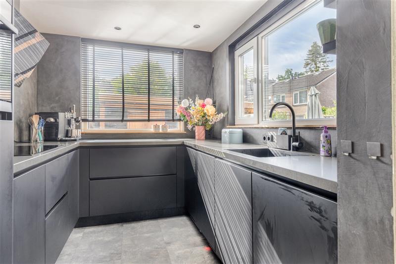 Tussenwoning te koop: Eikenlaan 7, Sint Pancras