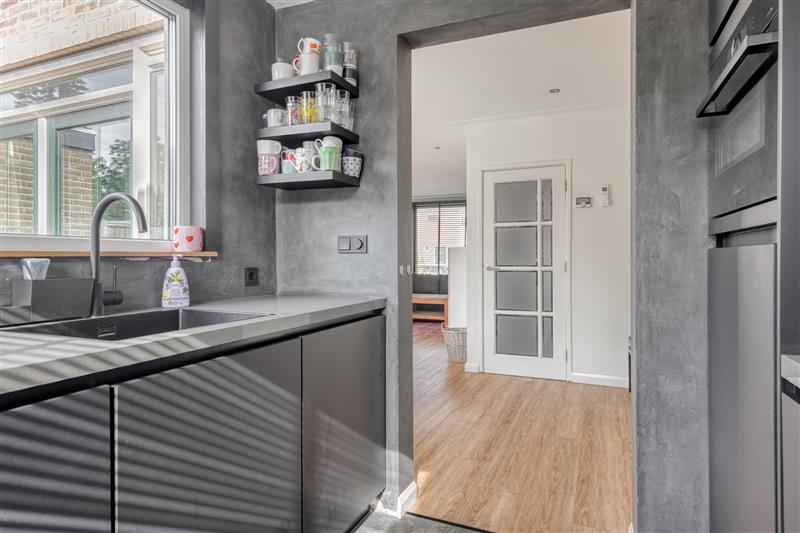 Tussenwoning te koop: Eikenlaan 7, Sint Pancras