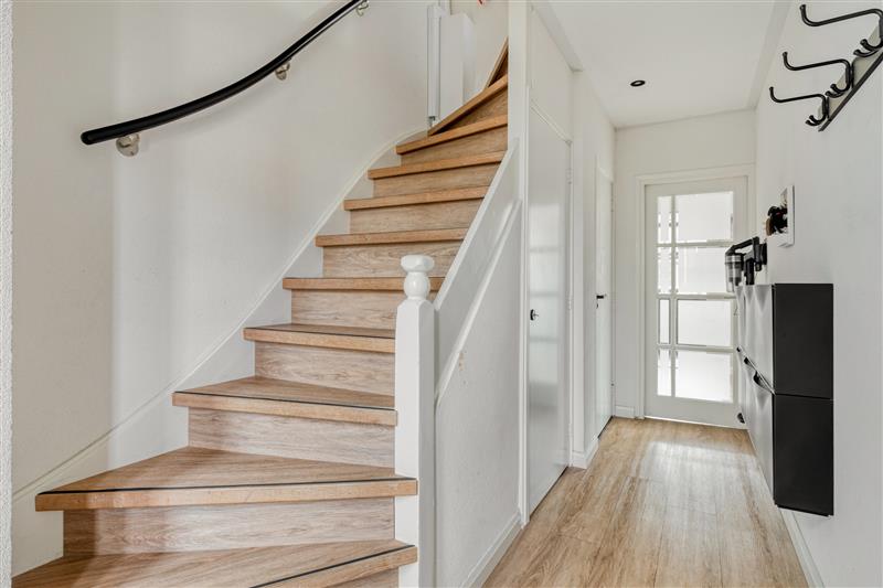 Tussenwoning te koop: Eikenlaan 7, Sint Pancras