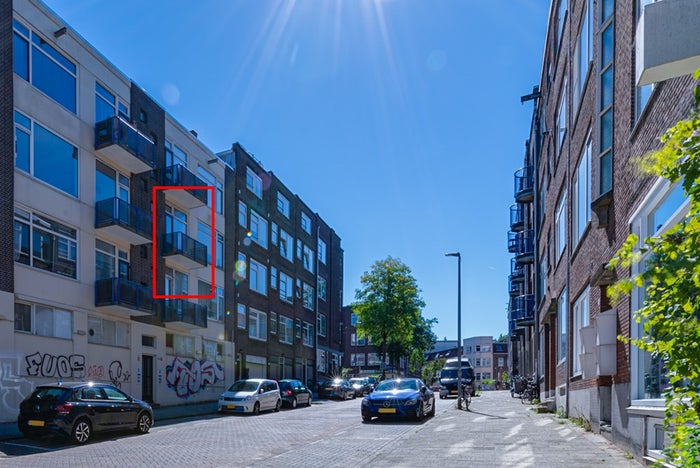 1e IJzerstraat 10 B